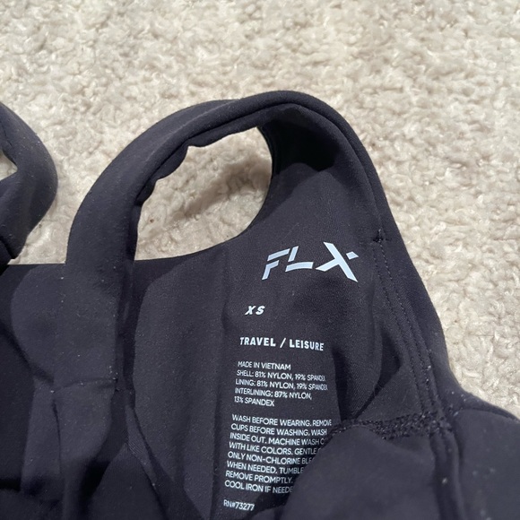 Flx navy tank - Picture 3 of 3